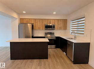 1025 Secord Promenade NW #76, Edmonton, AB T5T 4A4