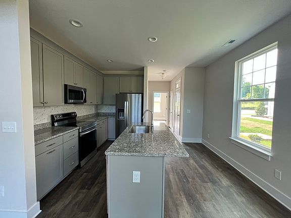 2nd image of 1036 Abbott St #1