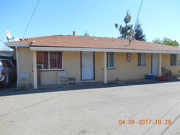 3rd image of 1058 Grand Ave