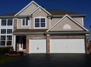 18 E Le Moyne Ave, Lombard, IL 60148