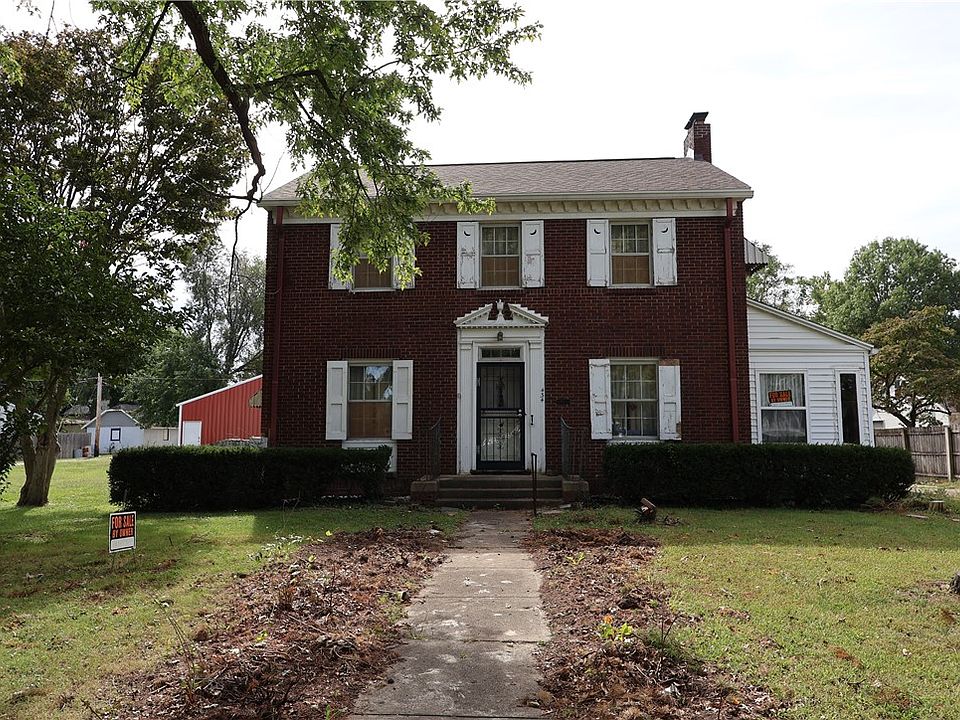 1st image of 434 Crawford Ct