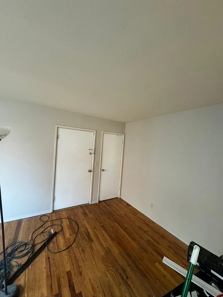 Building Photo - 4257 Hegner Ave #2