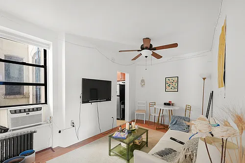124 Mott St #30 Photo 1