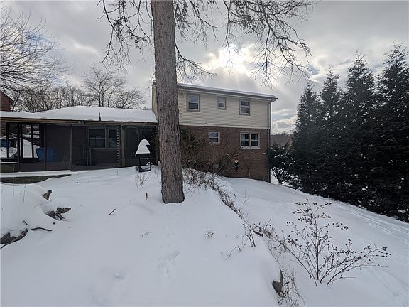 4th image of 1237 Penhurst Dr