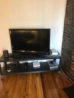 Rented by Picture Realty Inc. | media 16