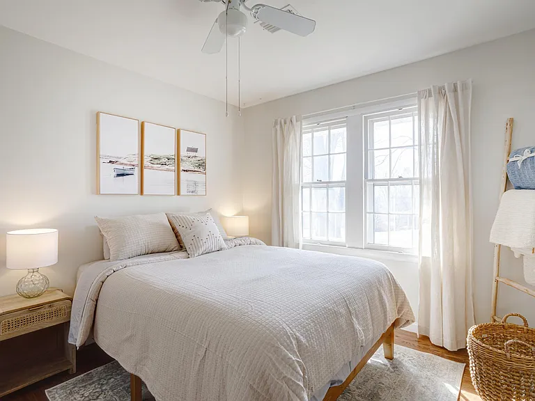 Bedroom 1 with City View