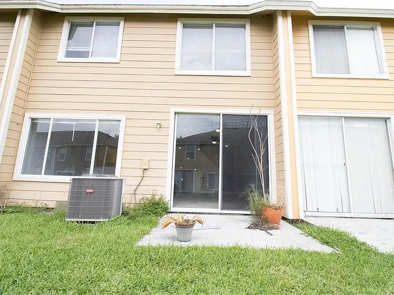 410 Australian Way — Photo 18
