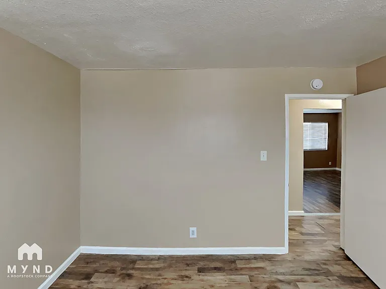 5424 Saint Mark Ave #28 — Photo 9