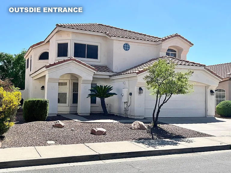4851 W Oakland St — Photo 2