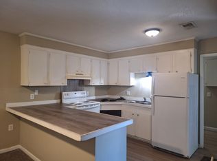 49 Hillcrest Dr APT 4, Hattiesburg, MS 39402