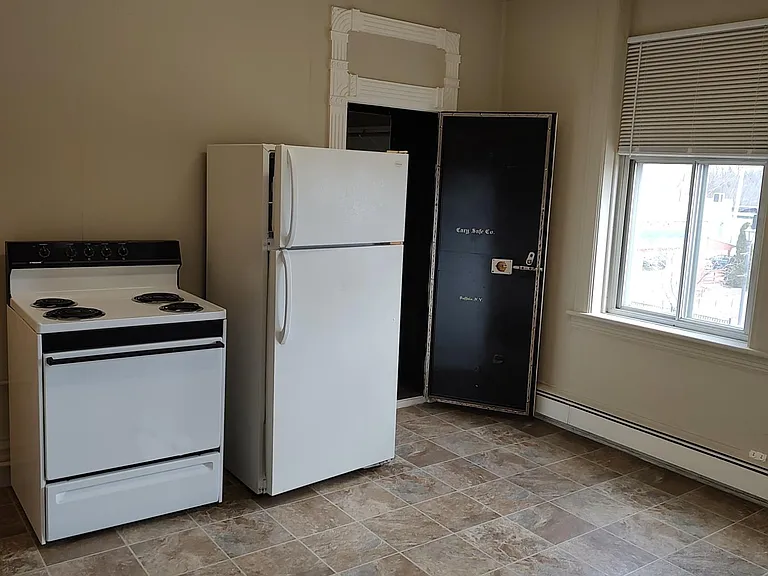 115 S Rum River Dr #21 — Photo 4