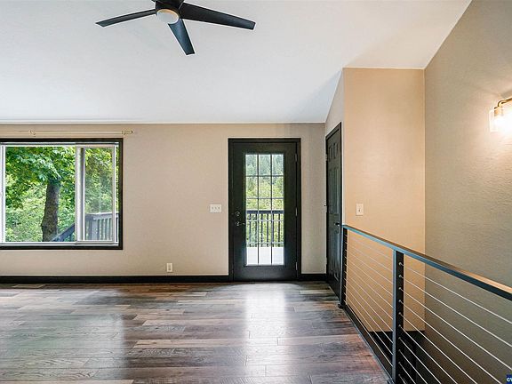 4th image of 24856 Hidden Valley Rd