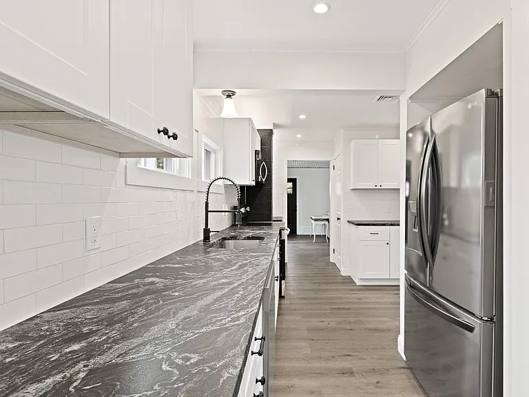151 Mill St — Photo 23