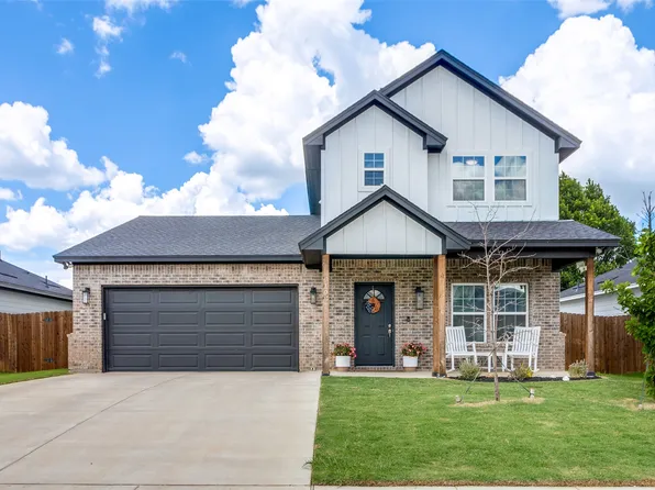 108 Magnolia Estates St, Crowley, TX 76036