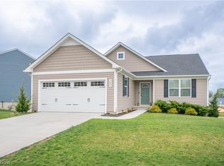 3892 Higgins Dr, Barberton, OH 44203