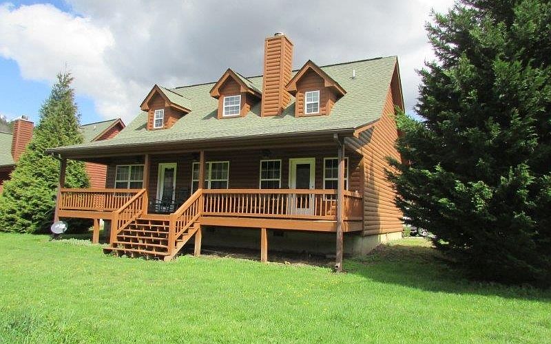 1st image of 3552 River Front Ln