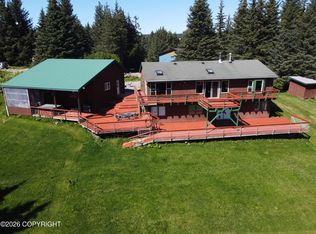 1535 Lincoln Dr, Homer, AK 99603