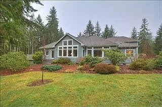 211 E Paint Brush Ln photo 1