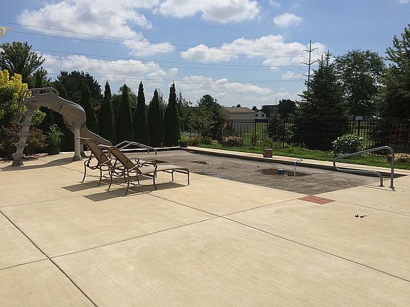 Pool, Autocover, Slide 