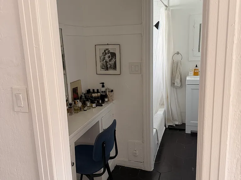 1141 Echo Park Ave #201 — Photo 18