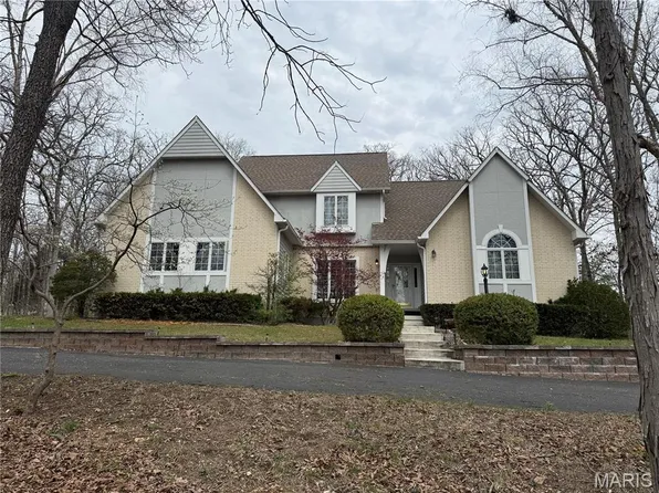 900 Country Ln, Rolla, MO 65401