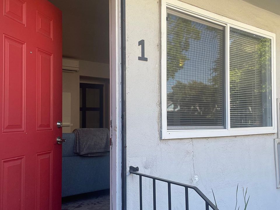 1st image of 3643 1st Ave APT 1