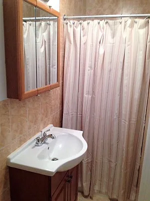 Rented by OvCo Realty | media 18