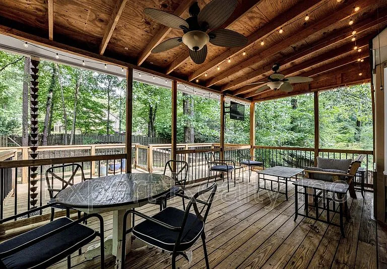 5501 Heath Row Dr — Photo 43