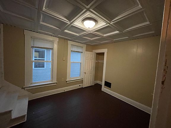 5th image of 1558 Franklin Ave