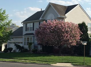 26 Arbor Cir, Edison, NJ 08837