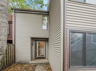 20 Tilegate Gln, Fairport, NY 14450