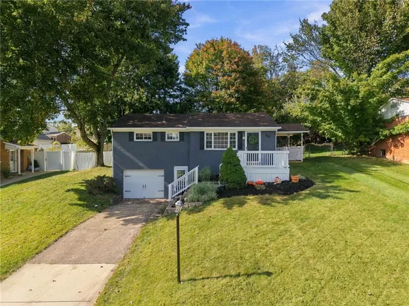122 Sunrise Dr, Irwin, PA 15642