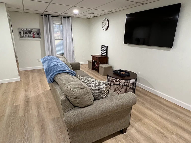 1201 Chason Dr — Photo 14