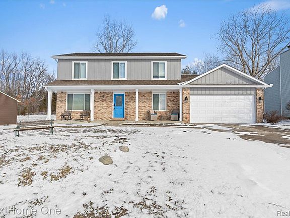 2nd image of 1763 Henbert Rd