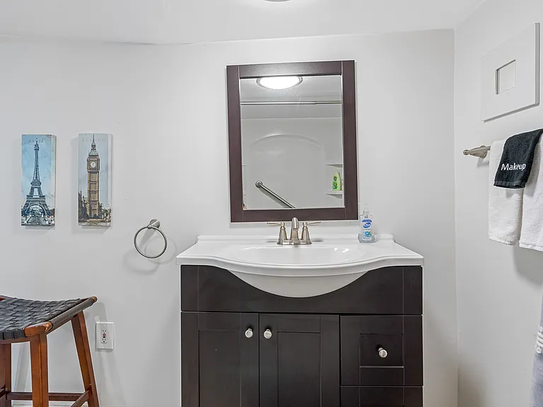 2112 W Hiawatha St #B — Photo 23