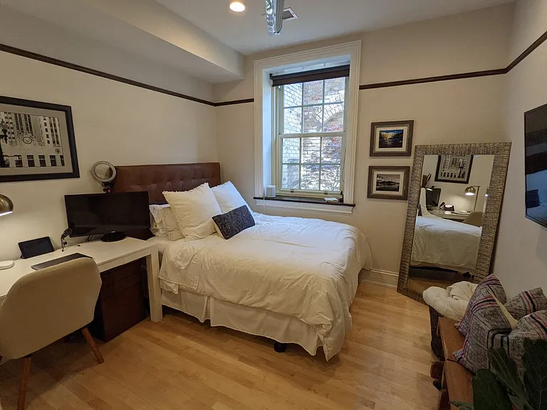 Motley School Apartments — Photo 41