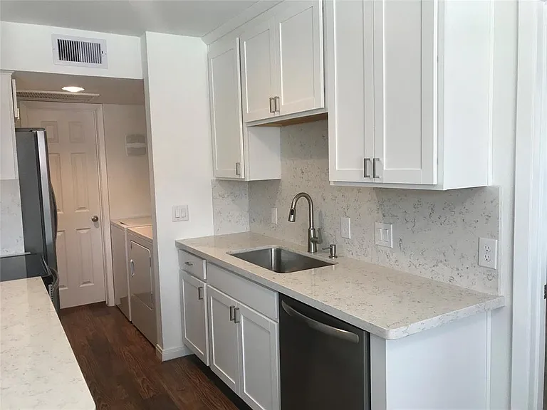 2750 Holly Hall St #1907 — Photo 7