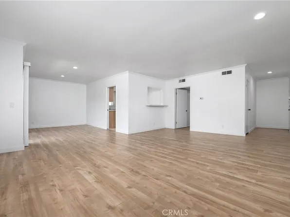 4700 Natick Ave Unit 117, Sherman Oaks, CA 91403