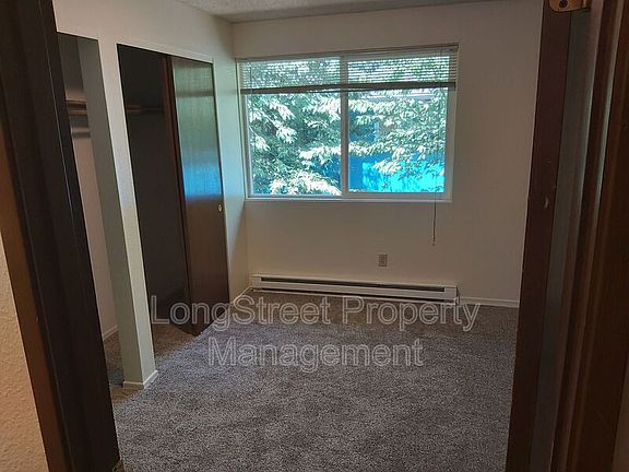 4th image of 3151 N Shore Dr SE APT 1