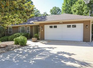 5 Cherhill Dr, Bella Vista, AR 72714