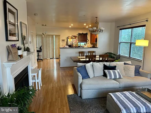 121 Moore Dr — Photo 8