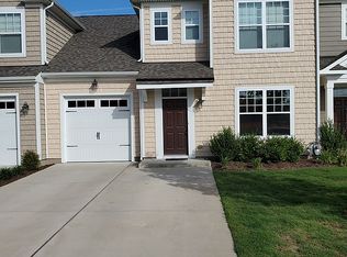 1912 Cannongate Ter, Chesapeake, VA 23322