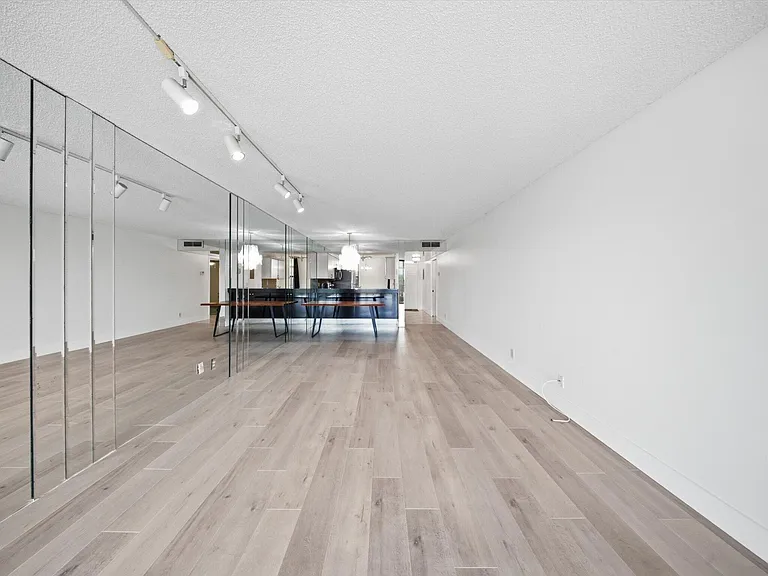 6539 Coral Lake Dr #403 — Photo 13