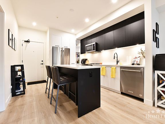 5th image of 2635 King George Blvd #227