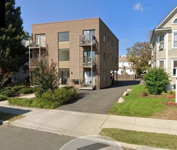 62 4TH Street, Stamford, CT, 06905