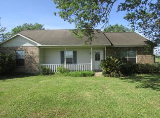 4015 Lake Dauterive Rd, Loreauville, LA 70552