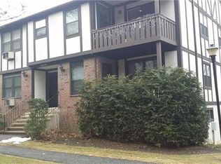 772 Sierra Vista Ln, Valley Cottage, NY 10989