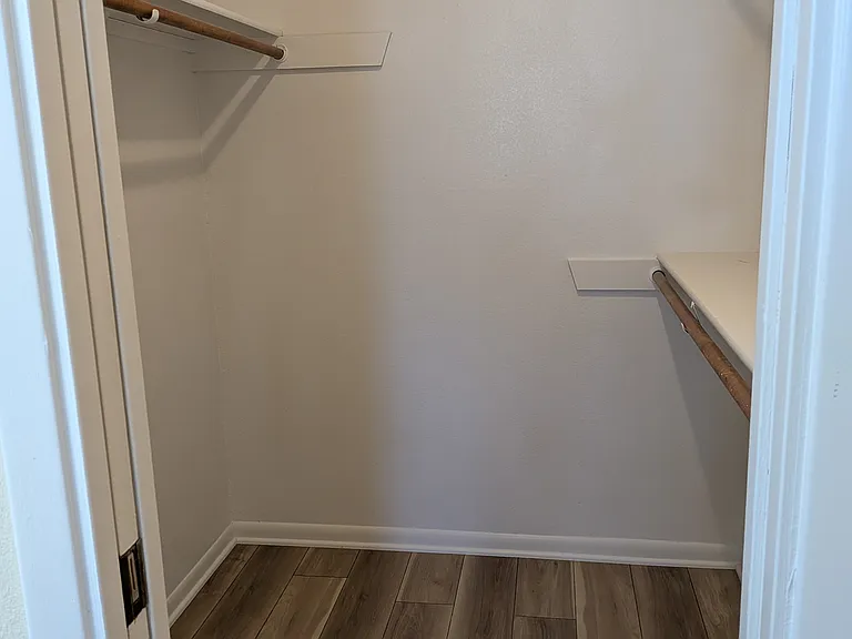 3107 Westrim Dr — Photo 13
