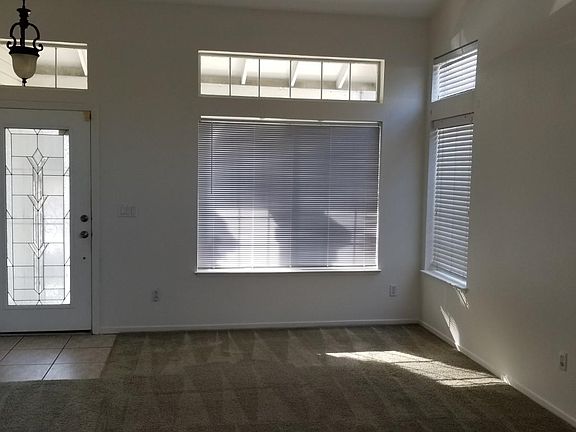 4th image of 2218 Willow Ave