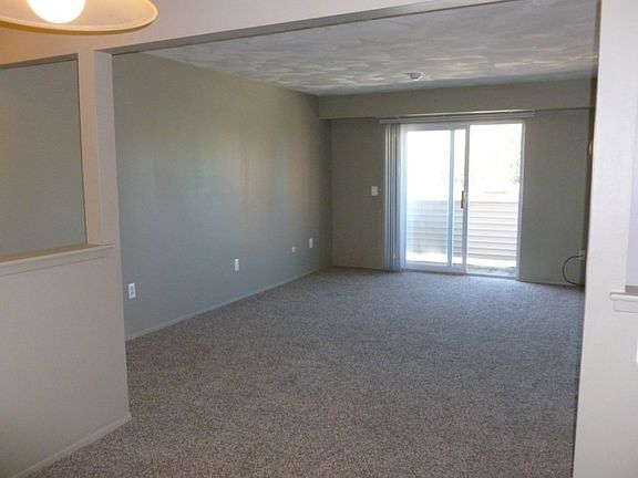 2nd image of 44407 Savery Dr